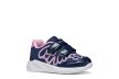 Geox Sprintye Toddler kislány sportcipő sötétkék színben, rózsaszín mintával és dupla tépőzárral.