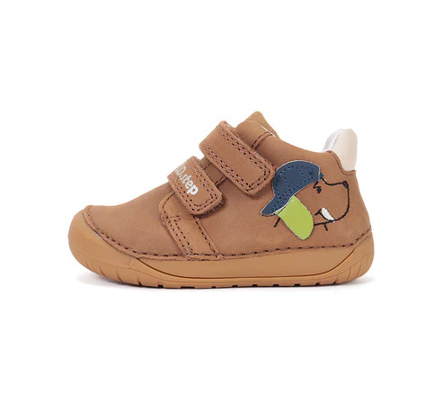 D.D.Step kisfiú barefoot bőr cipő S070-61533 barna színben sapkás kutya mintával